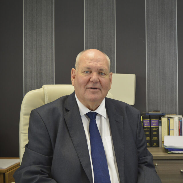 https://www.willpack.co.uk/wp-content/uploads/2025/03/Brian-Square-640x640.jpg
